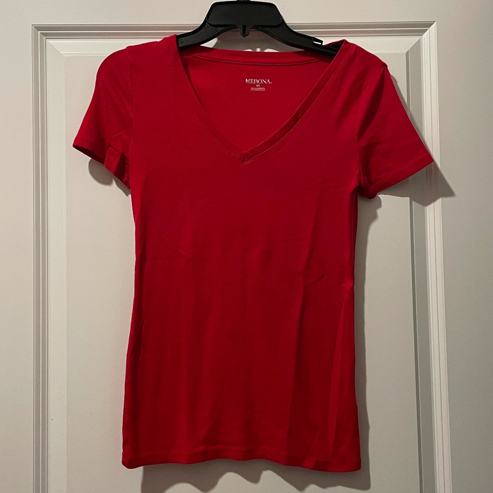 COPY - Red T-shirt -- size XS